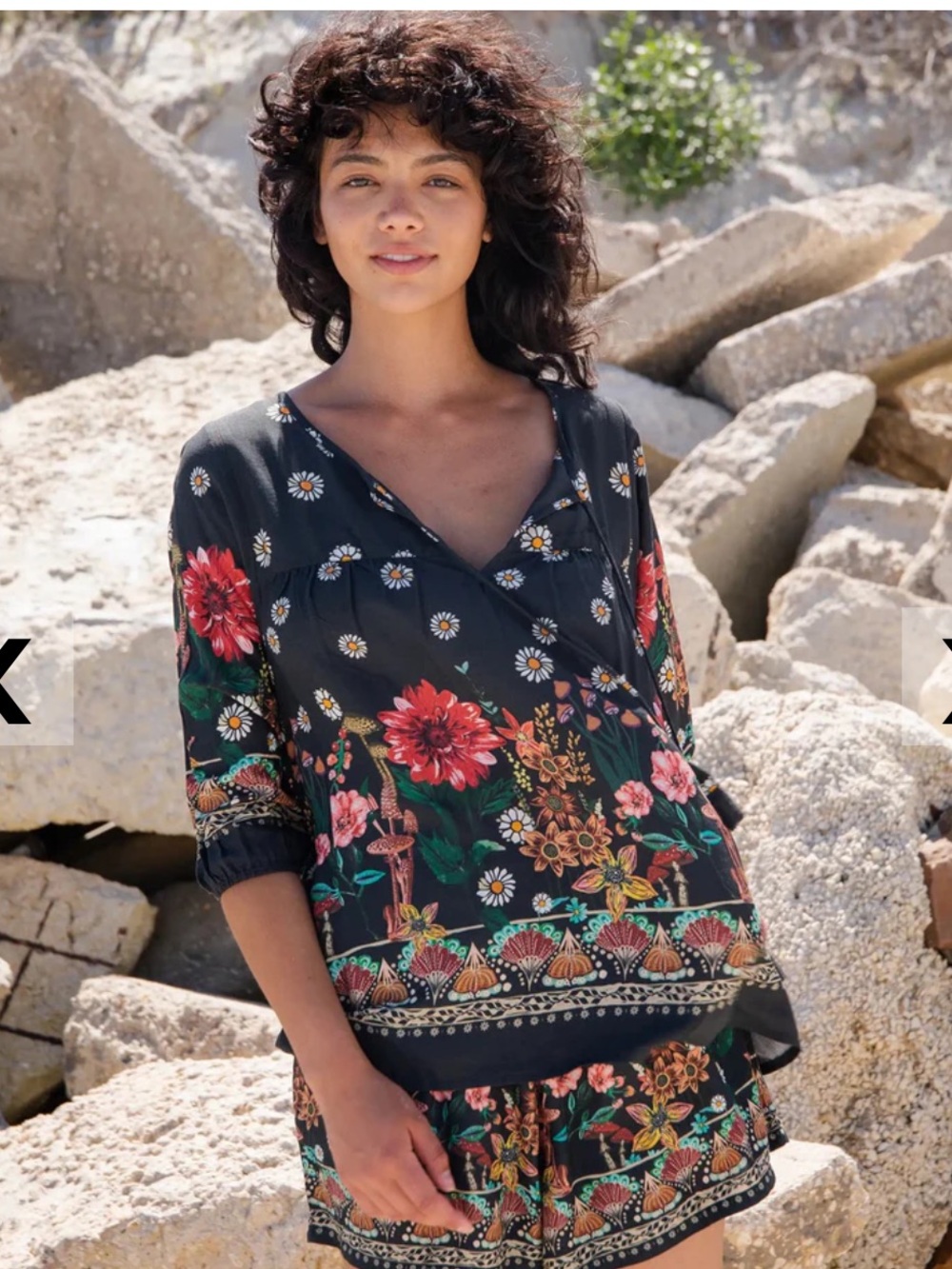 Natural Life Mushroom Floral Boho Tunic Blouse Black Size Medium